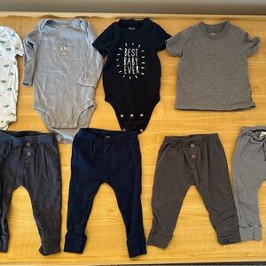 Carter's Baby Outfit Lot